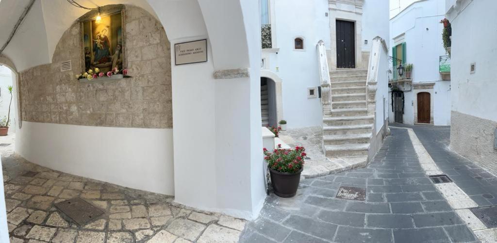 Ferienwohnung Casa Lari Martina Franca Exterior foto